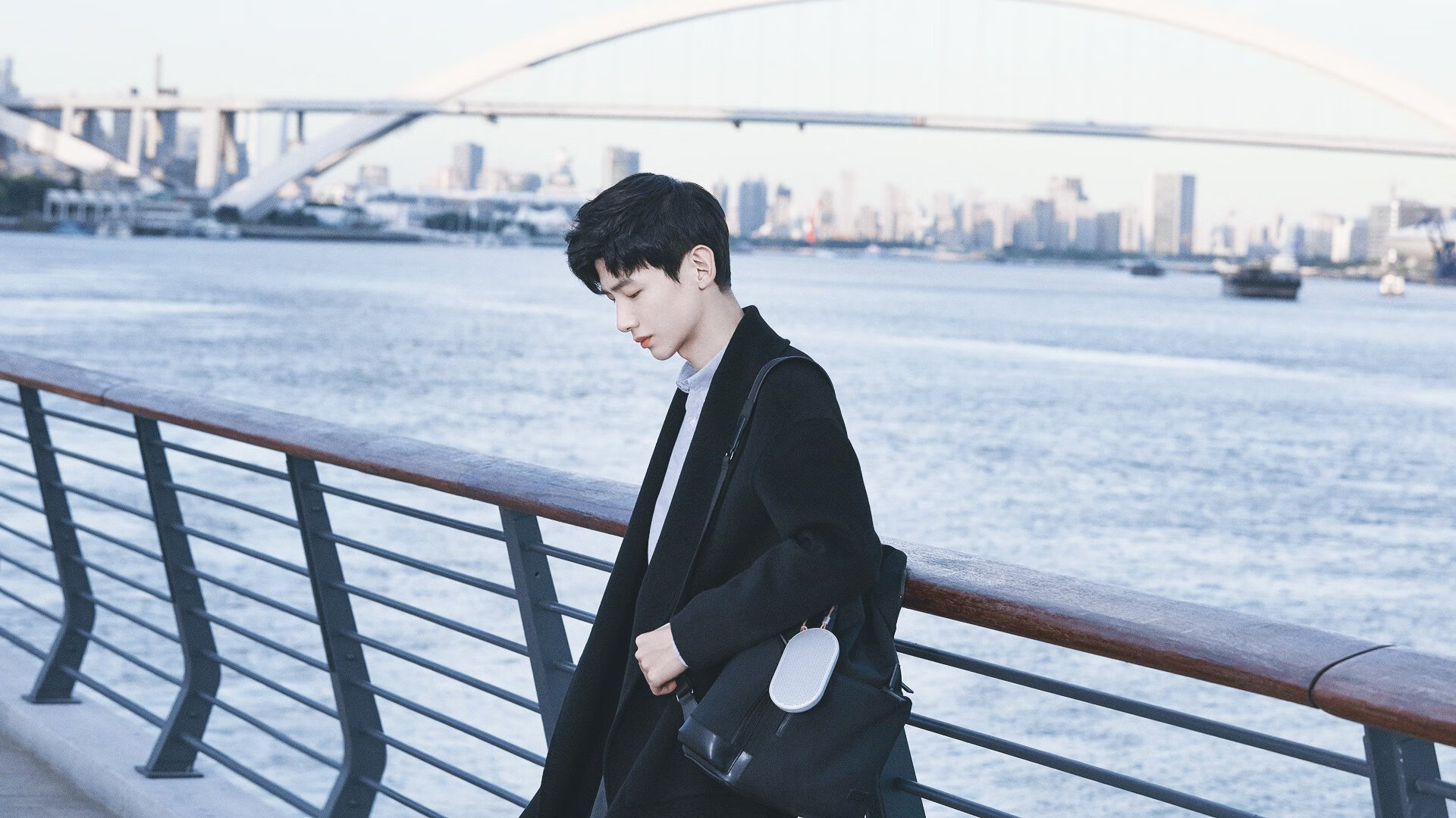 开云体育app在线-中国跳水新秀首次亮相国际赛场表现不俗,中国跳水队新秀