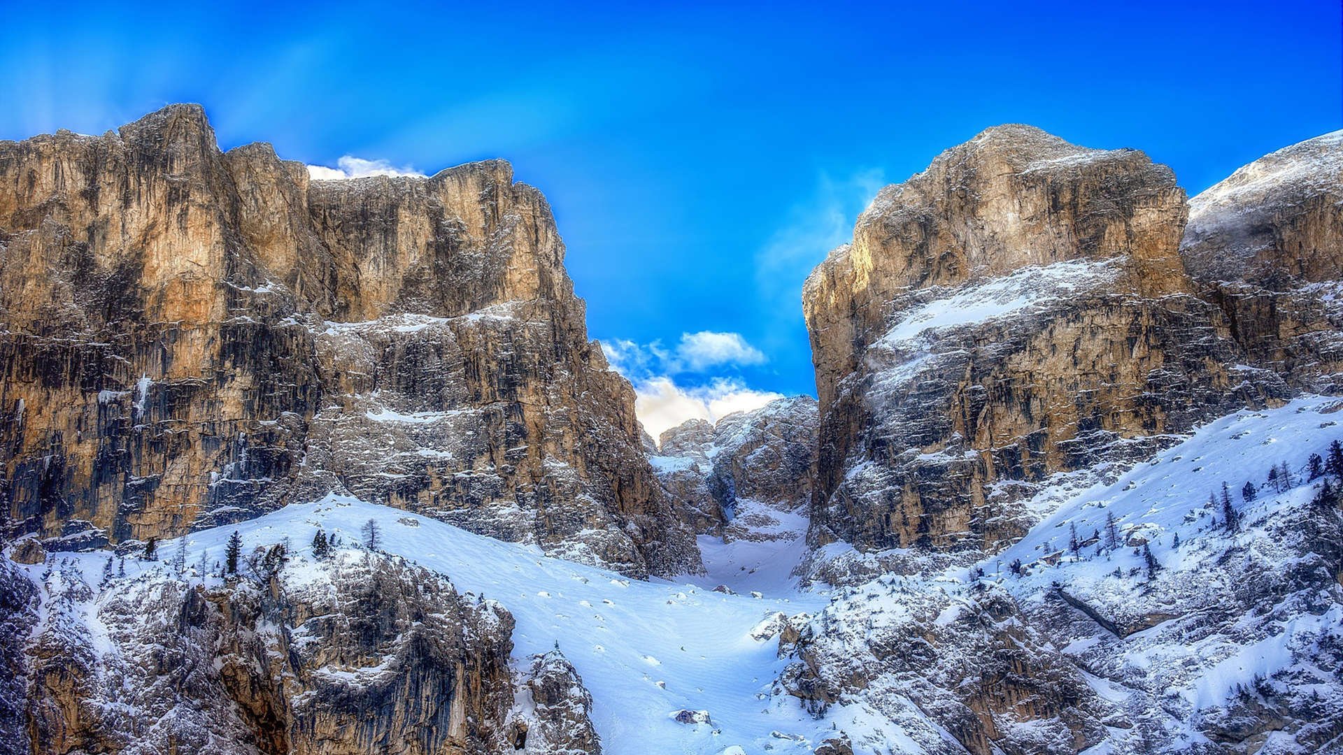 开云官方网-五大联赛是否鼓励中卫持球前插制造中场压力释放,五大联赛最强中场