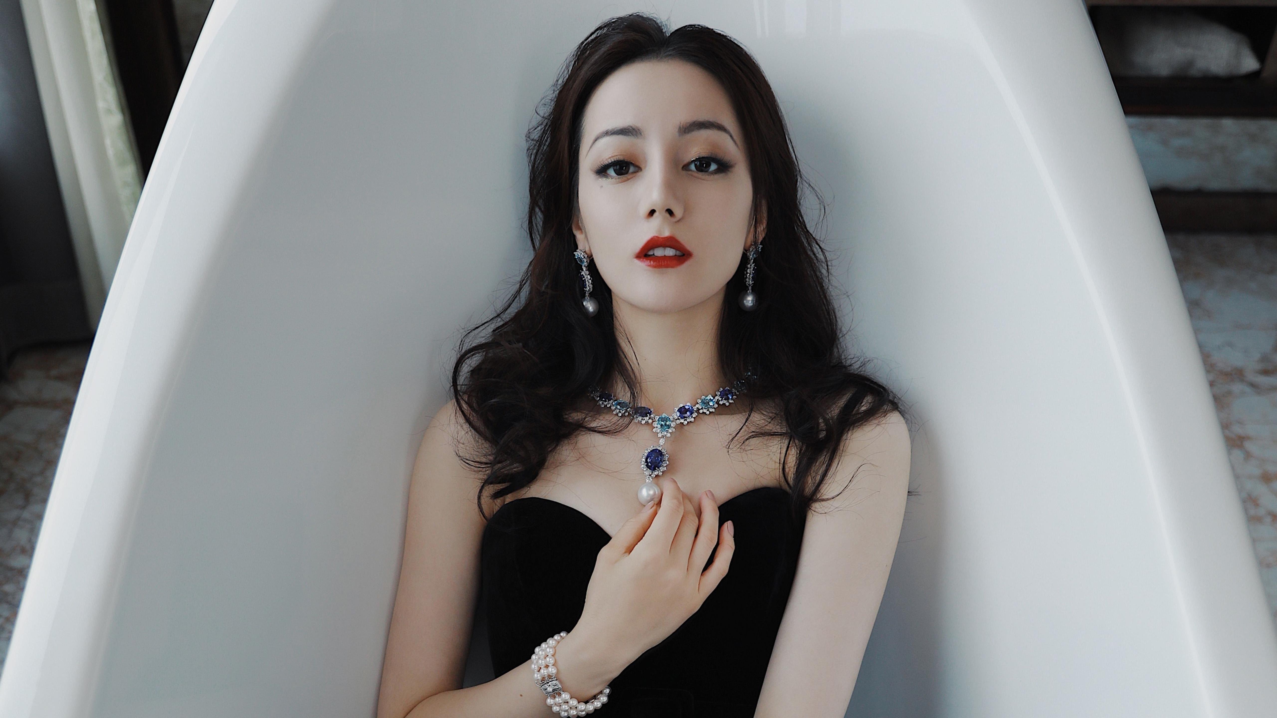 开云体育在线官网-女子仰泳美澳争霸 美国占先,澳大利亚女子仰泳