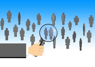 开云体育足球-比赛中阵容调整是否能带动进攻节奏，如何选择比赛阵型