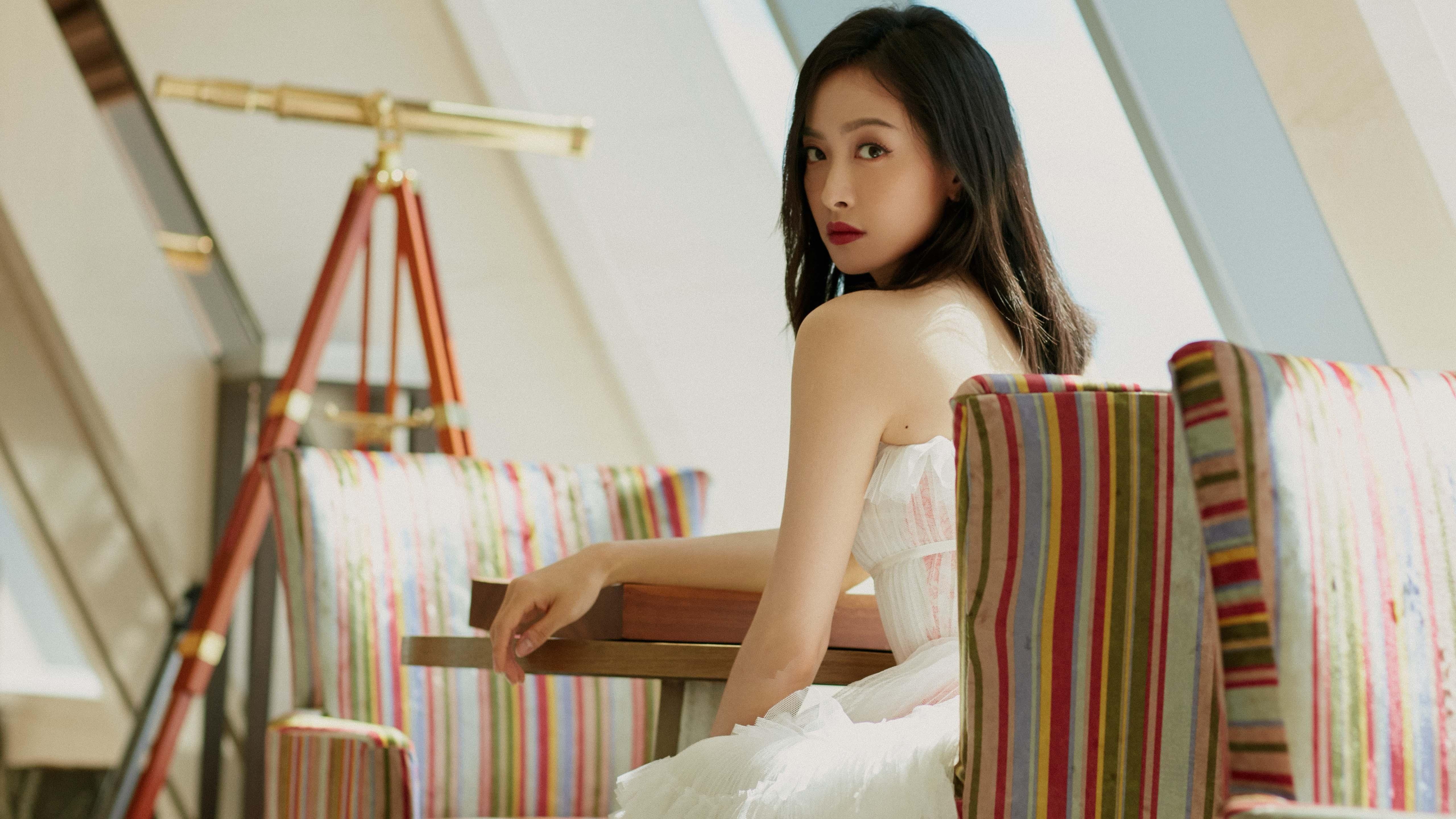 开云体育在线官网-锋线球员是否参与中场组织成为常态机制,什么叫锋线球员