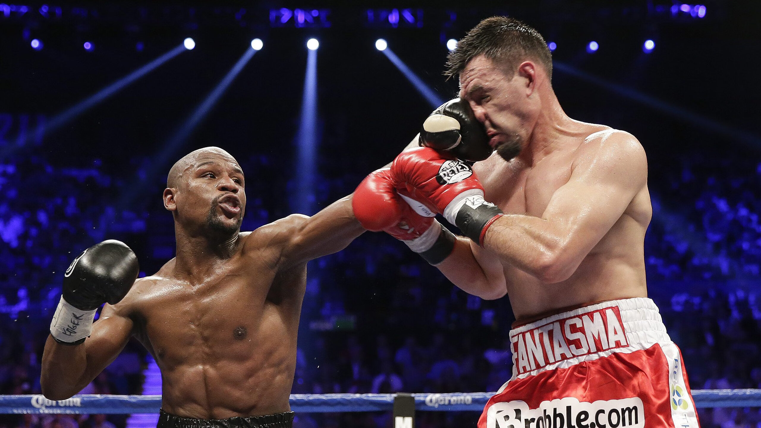 开云体育登录入口-马洛卡防线协作化解数次威胁射门,atp马洛卡