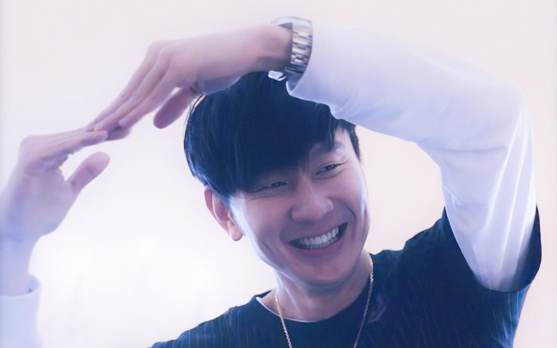 开云体育在线入口-“马科斯·莫奇的精准防守与突进技术，帮助美洲狮队拓宽战术深度”