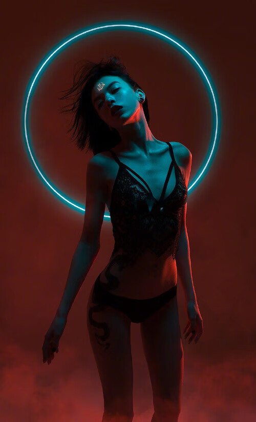 kaiyun开云体育-特斯·冯·迪克：在比赛中常常是南非队攻守之间的关键纽带，安迪冯斯特拉克